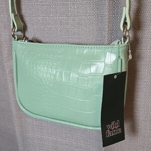 Light Green Croc-Pattern Shoulder Bag Crossbody NWT